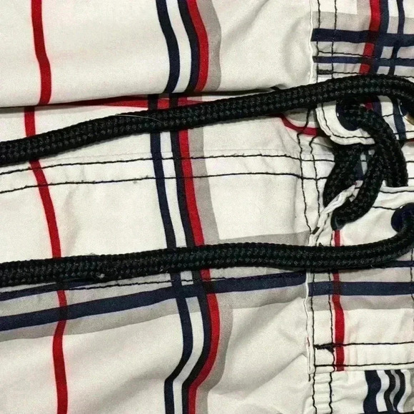 Men’s Faded Glory XXL swim trunks. - Picture 2 of 6